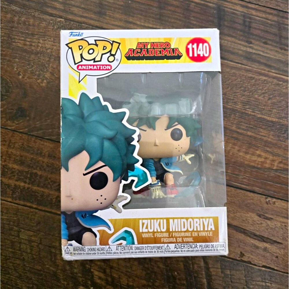 Funko Pop! Animation My Hero Academia Izuku Midoriya #1140 Figure Box damage
